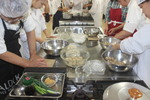 【食物栄養科学部】公開セミナー「味噌をつくって料理をしよう！」を開催しました