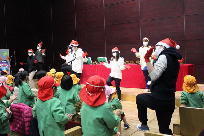 【初等教育科】研究会の学生たちが「おんせん演劇祭」で公演を行いました。